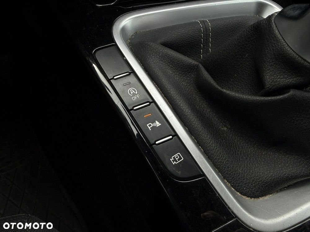 Kia ProCeed 1.5 T-GDI GT Line - 13