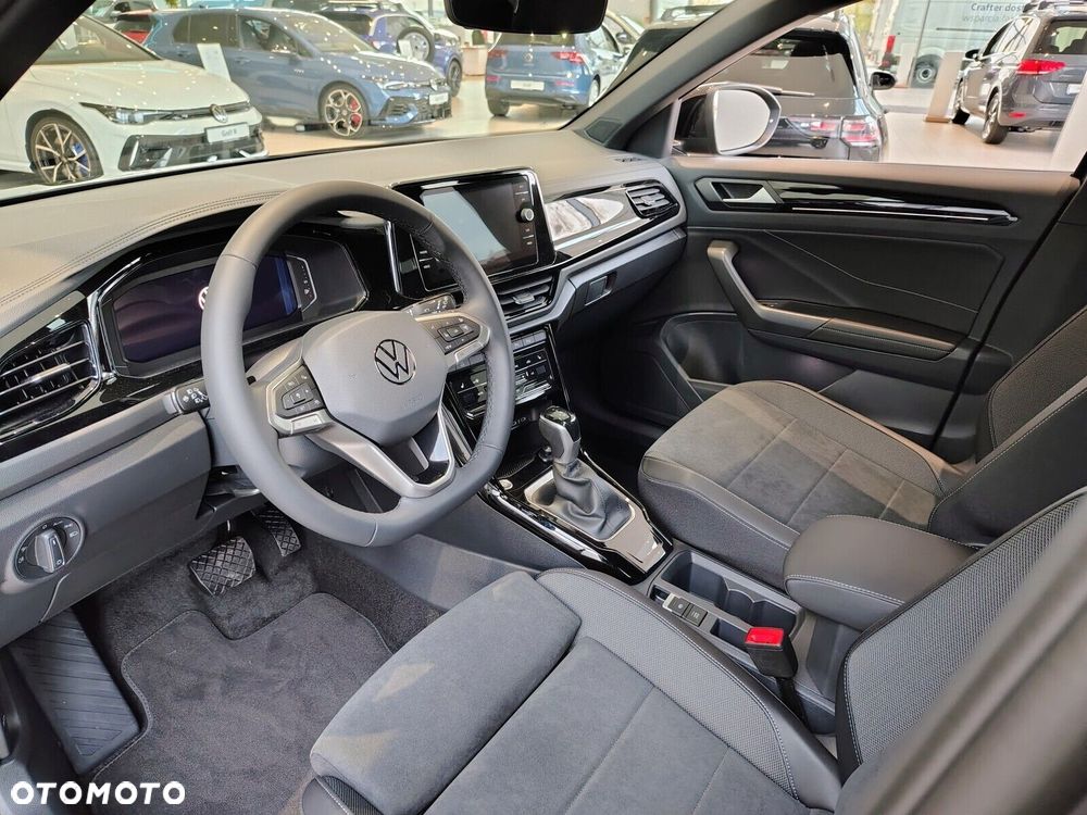Volkswagen T-Roc - 11