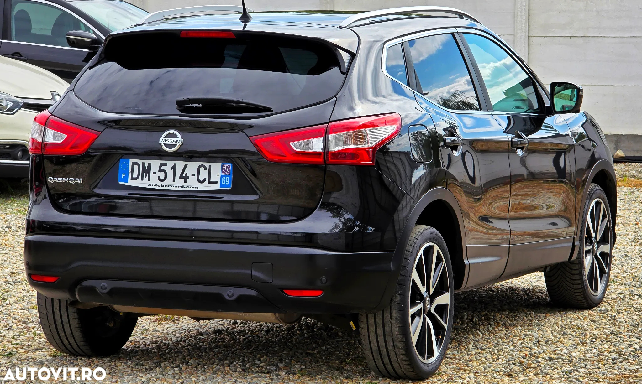 Nissan Qashqai 1.6 DCI ALL-MODE 4x4i TEKNA+ - 10