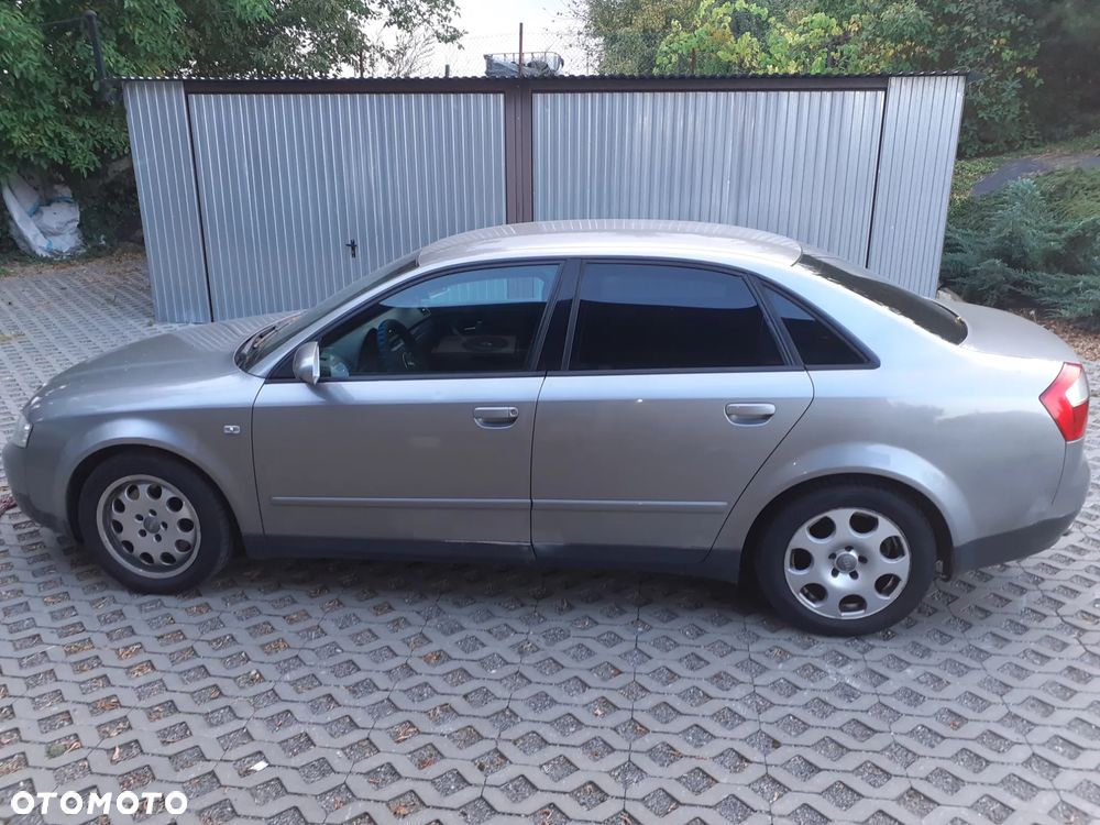 Audi A4 Avant 1.8T Multitronic - 4