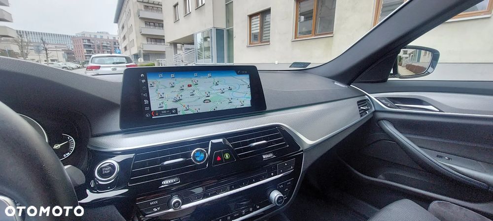BMW Seria 5 530e iPerformance M Sport sport - 15