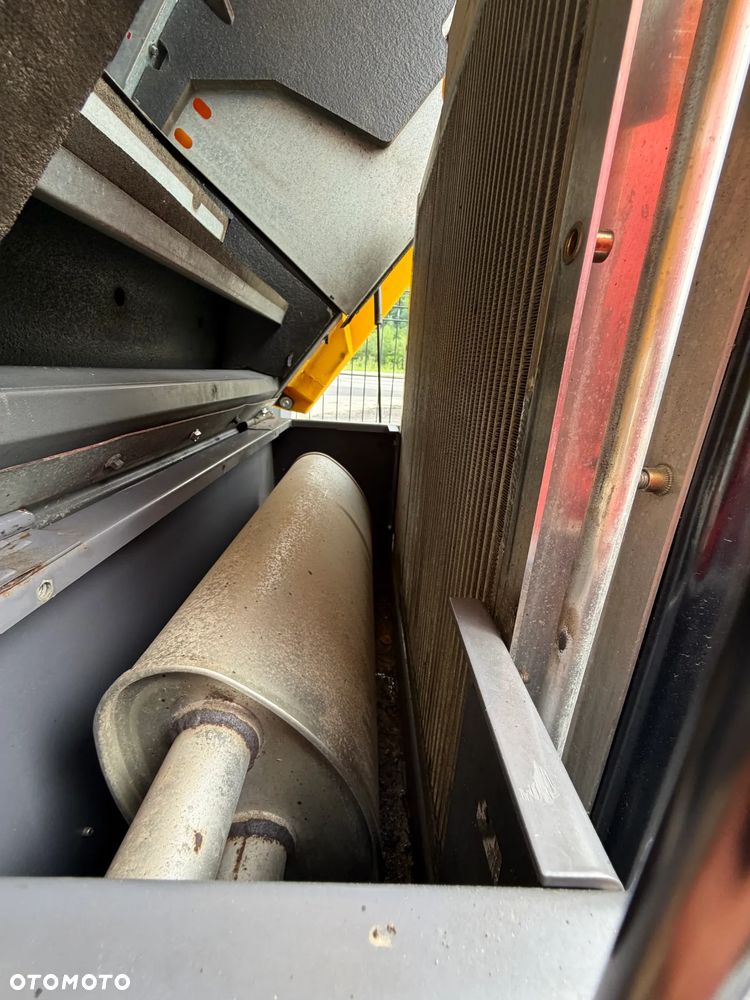 Atlas Copco XAS88 Kompresor Śrubowy. 738 mtg. 2021rok. Sprężarka 5,4m3. Przyczepka jezdna do rejestracji jako pojazd. Regulacja ciśnienia bar od 1-7. Silnik Kubota 4cylindry. 50km. Potężna moc. Sprowadzony z Norwegii. Maszyna jak Nowa z Salonu! Okazja. Zadbana Maszyna. Dokumenty, książka. Opony nówki! Zero zużycia potężna moc. Chłodnica Cyklonowa (osuszacz) !!! - 33