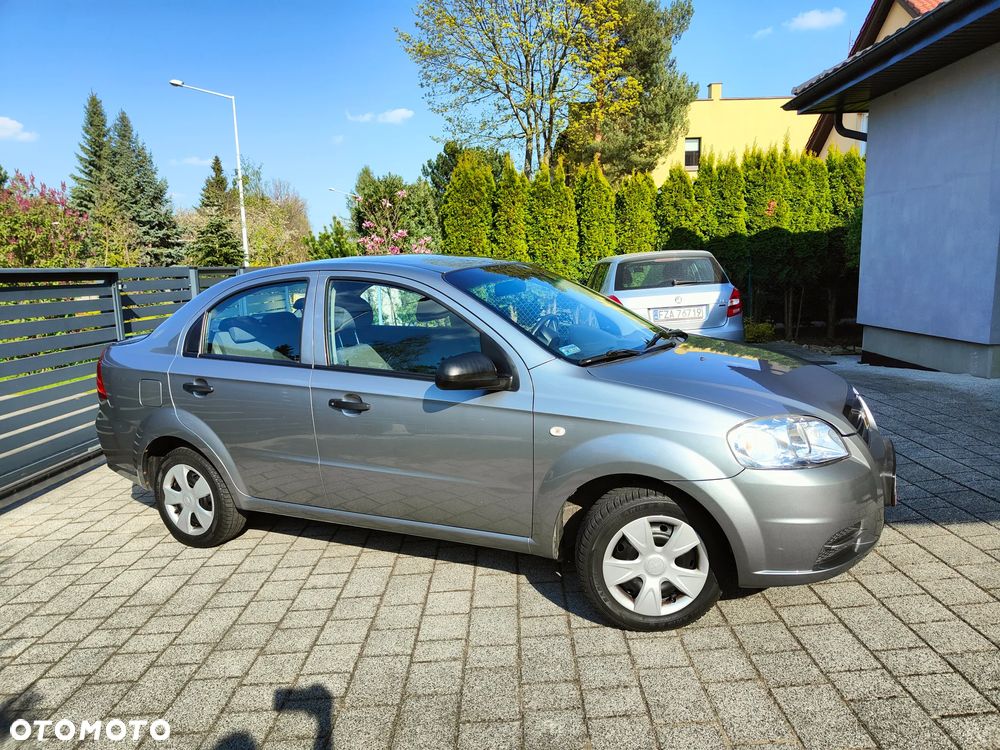 Chevrolet Aveo 1.2 16V Base (swo,klm) - 3