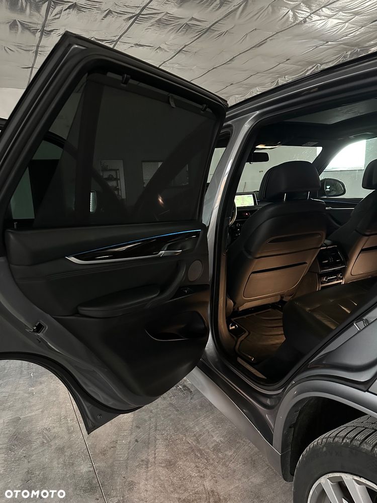 BMW X5 xDrive30d Sport-Aut - 23