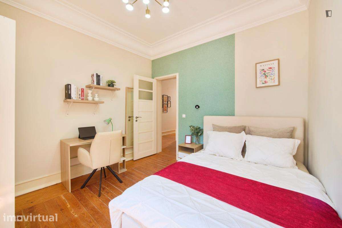 Quarto - localizado em Alameda Lisbon - Grande imagem: 5/34
