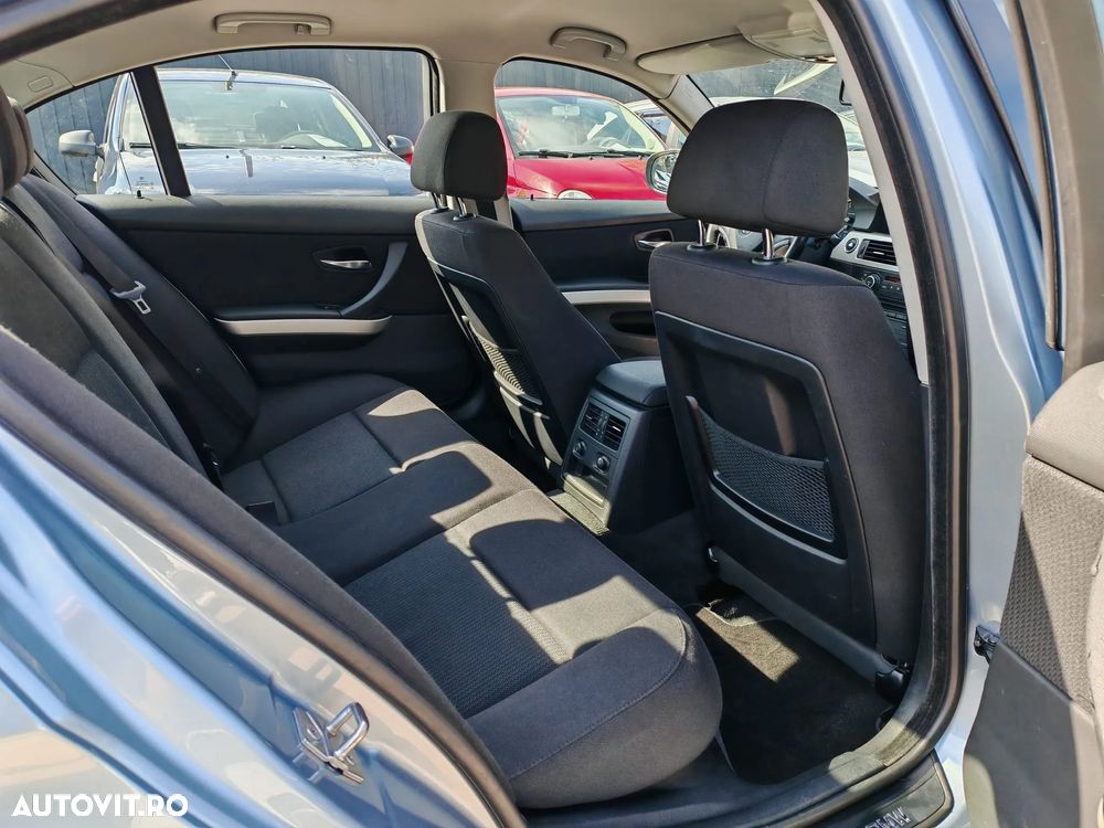 BMW Seria 3 316i - 7