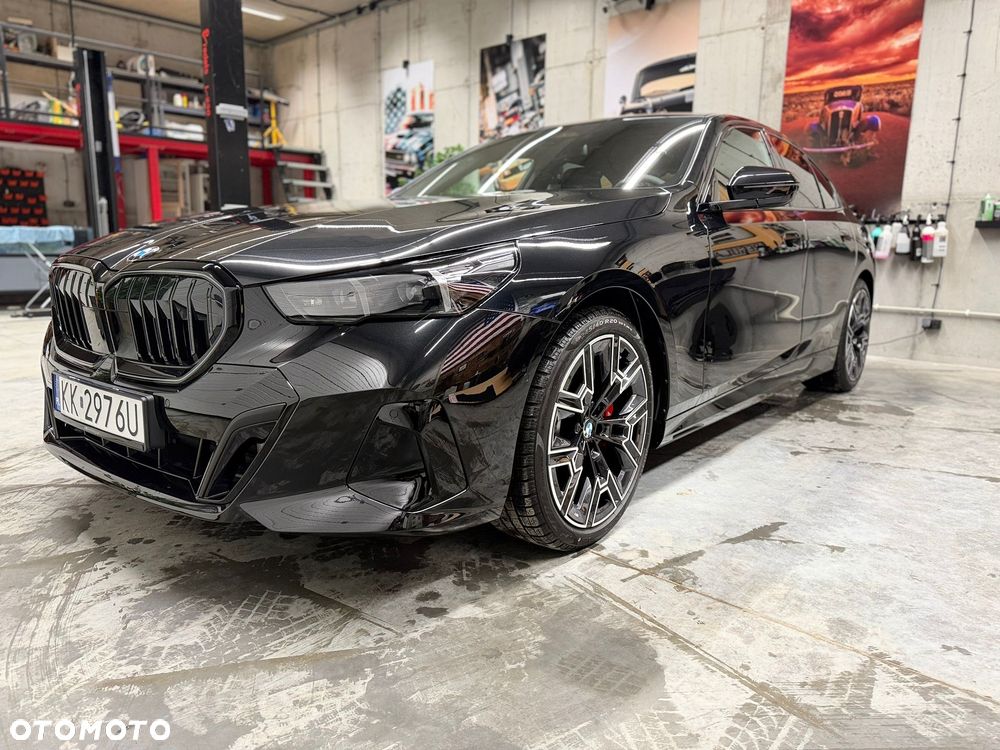 BMW Seria 5 520d xDrive mHEV M Sport - 12