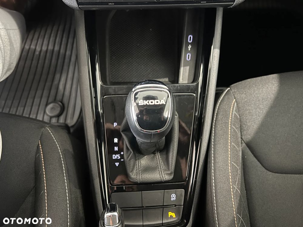 Skoda Kamiq 1.0 TSI Ambition DSG - 23