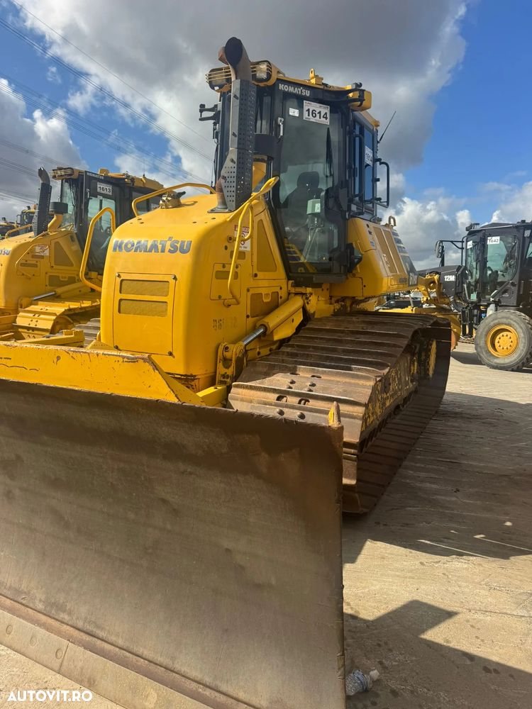 Komatsu D61 PX Buldozer - 4