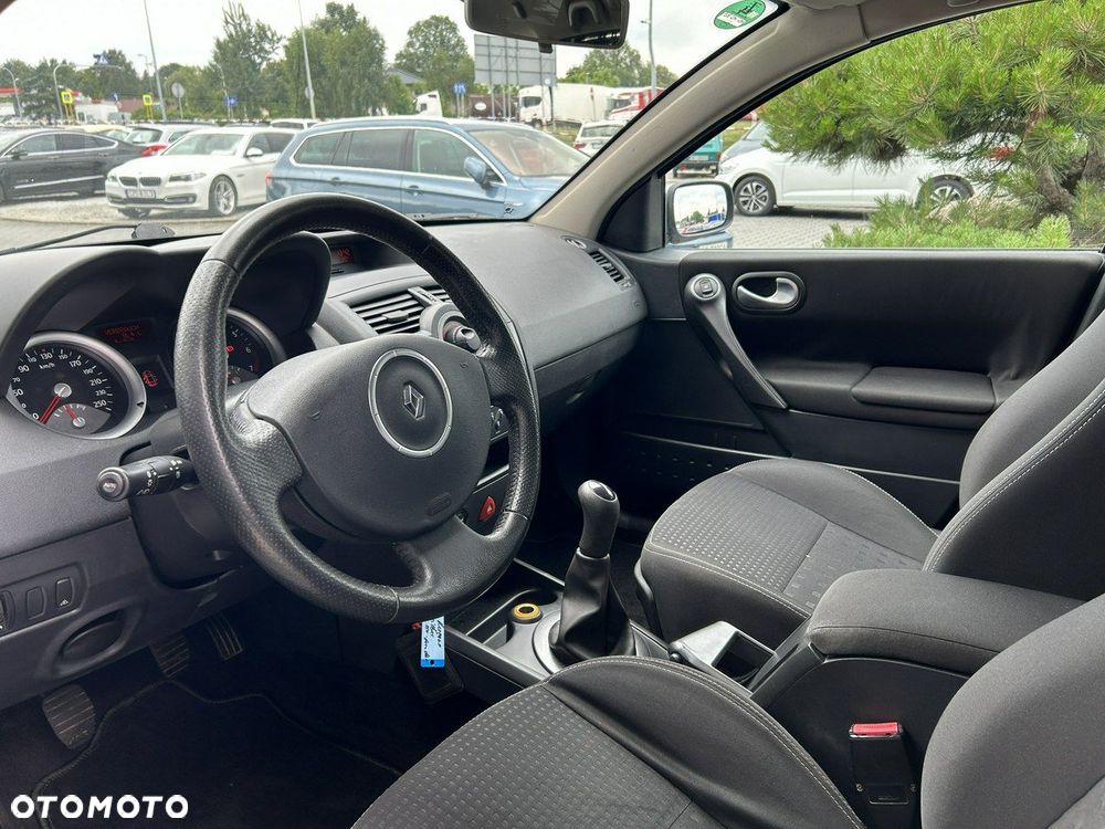 Renault Megane 1.6 Authentique - 8