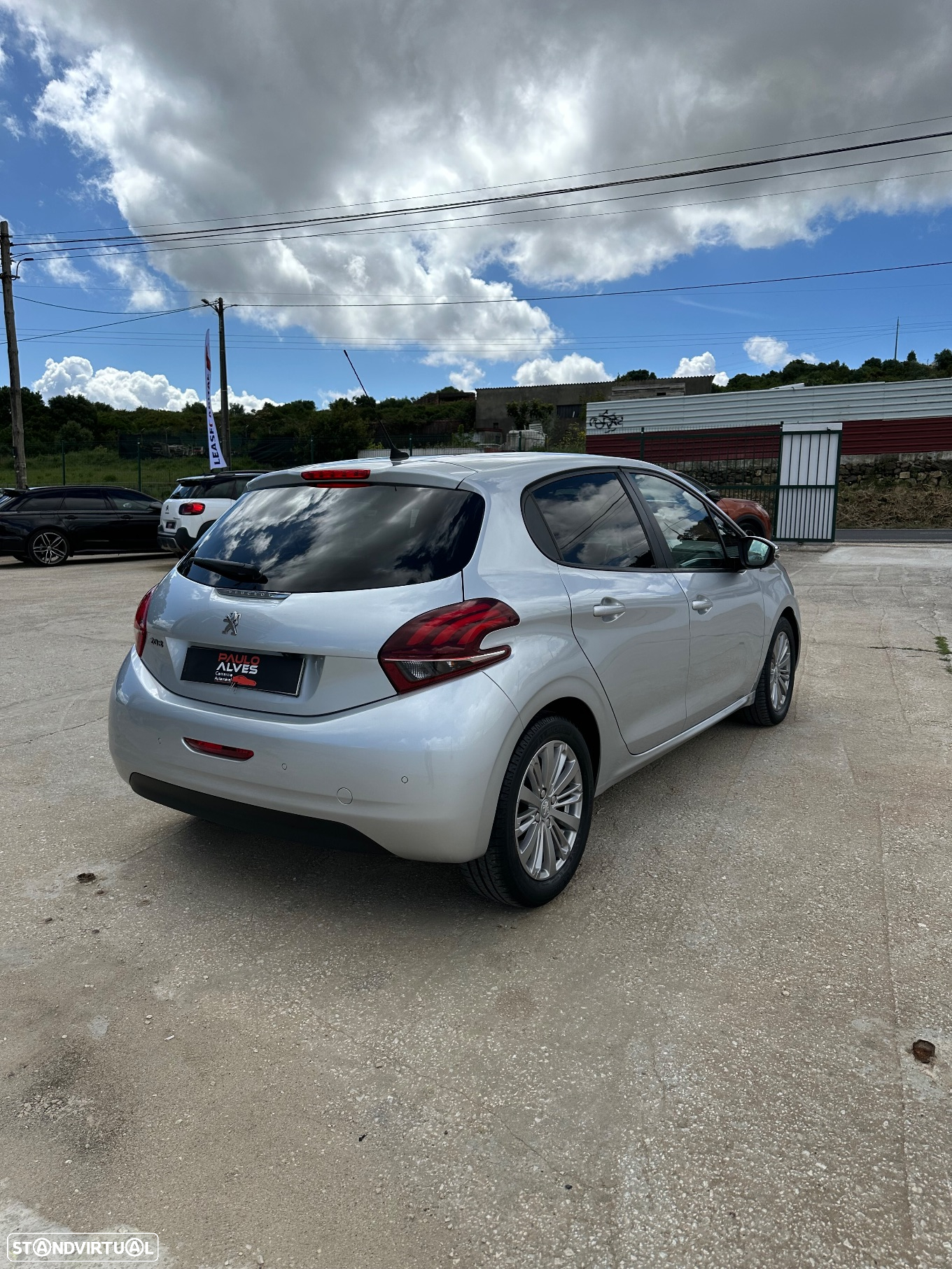 Peugeot 208 1.2 PureTech Style - 11