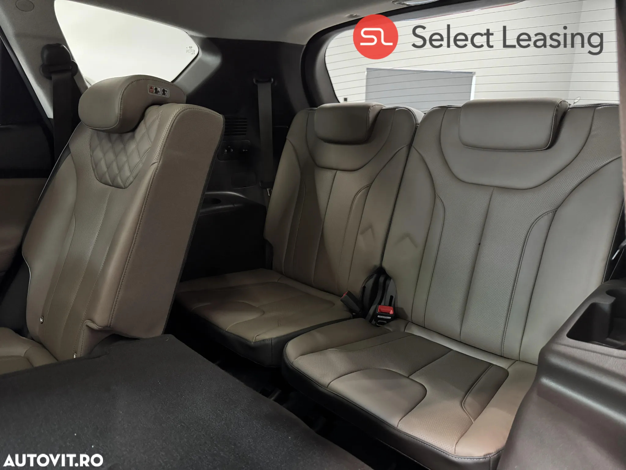 Hyundai Santa Fe 1.6 Plugin-Hybrid 4WD SEVEN Prime - 11