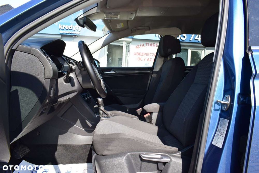 Volkswagen Tiguan - 19
