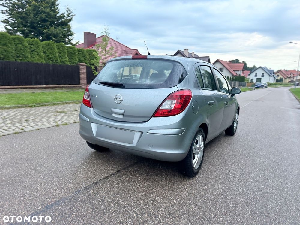 Opel Corsa - 24