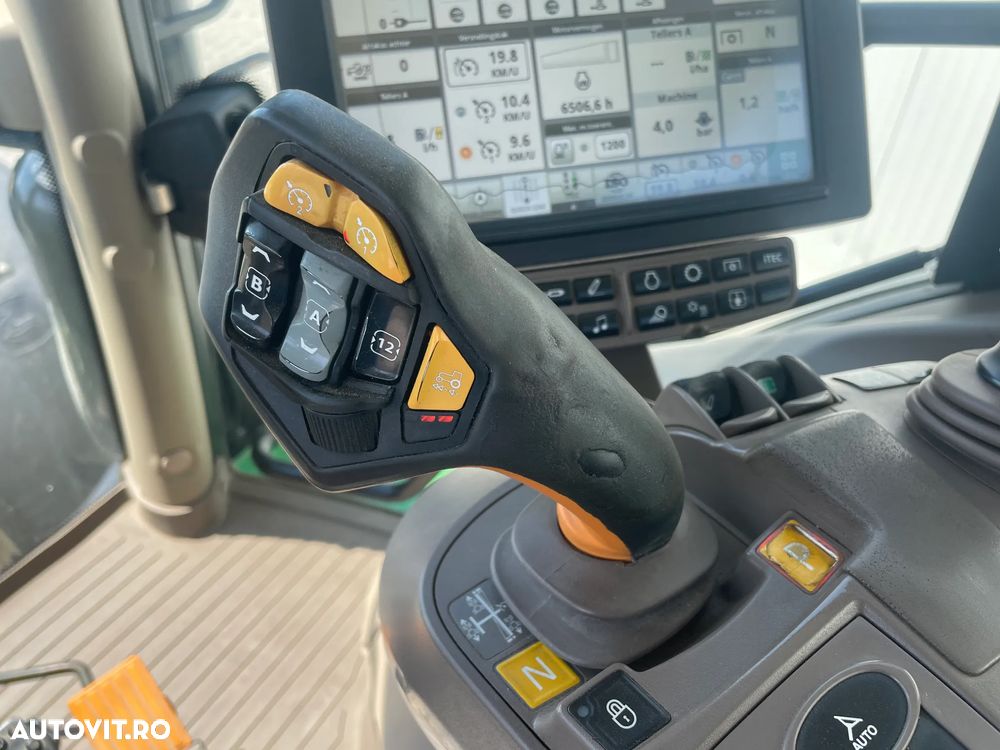 John Deere 6250R - 20