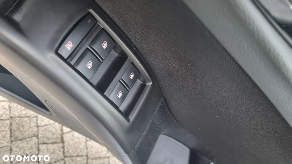 Opel Meriva - 16