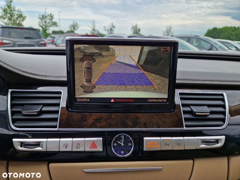 Audi A8 - 15