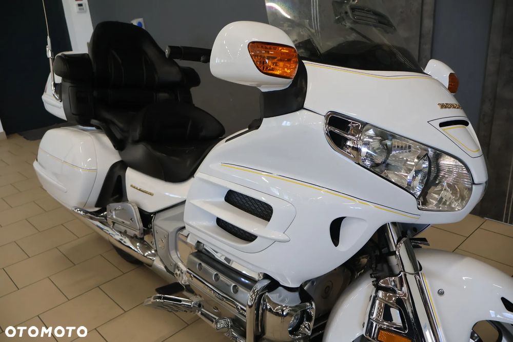 Honda GL - 13