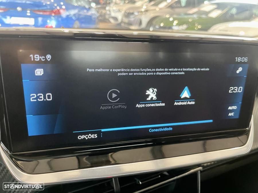 Peugeot 2008 1.2 PureTech Allure - 20