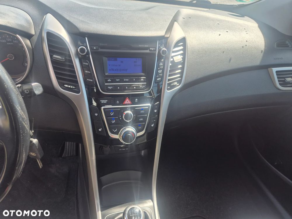 Hyundai i30 1.4 Trend - 15