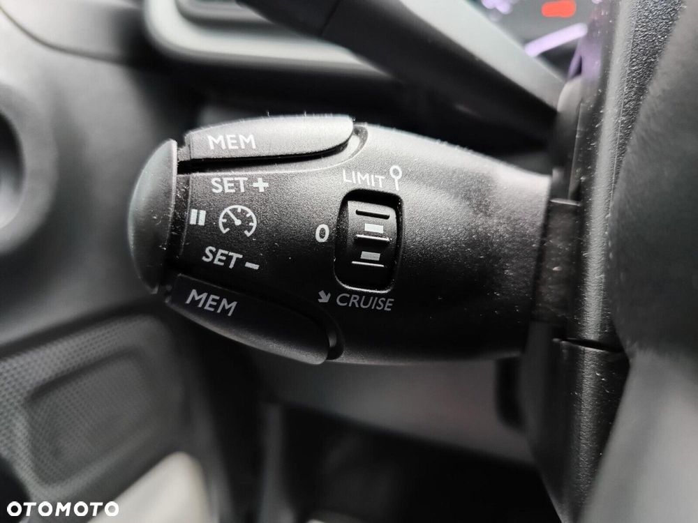Citroën C3 1.2 PureTech Max EAT6 - 16