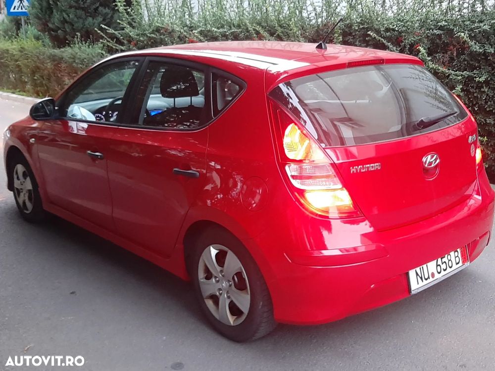 Hyundai i30 1.4 FIFA WM Edition - 4