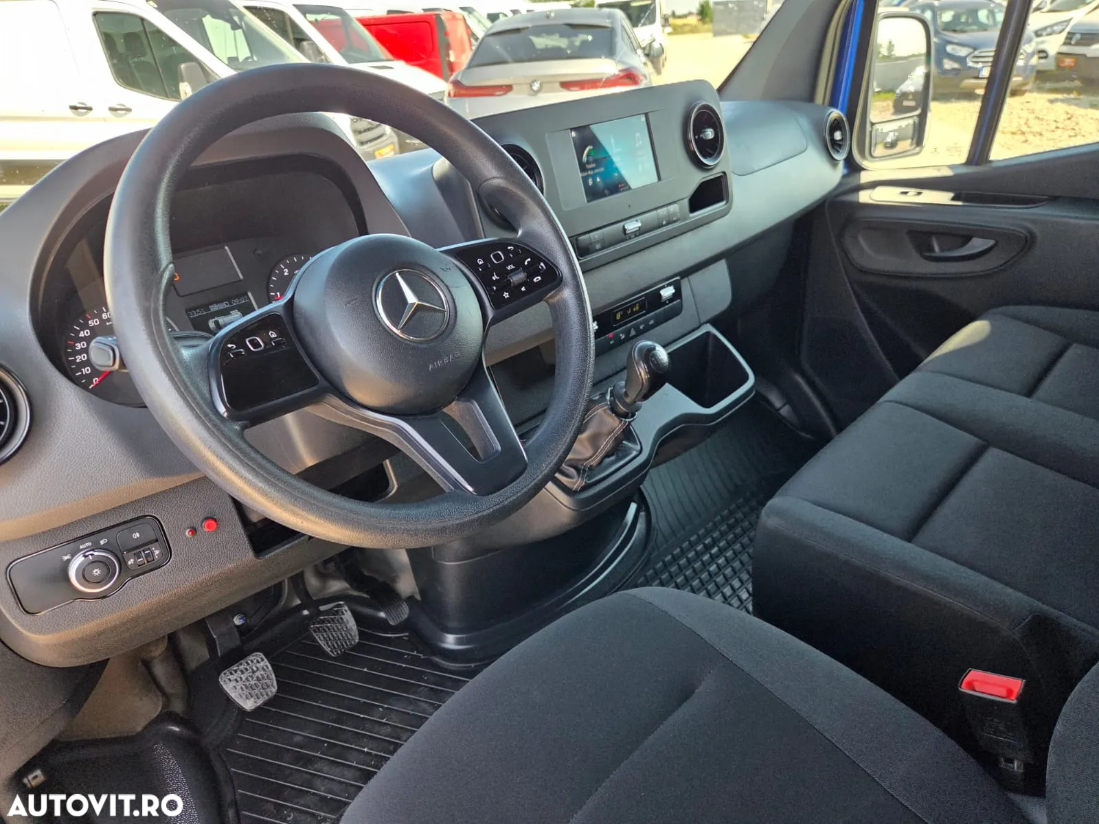 Mercedes-Benz New Sprinter L3H2 - 23