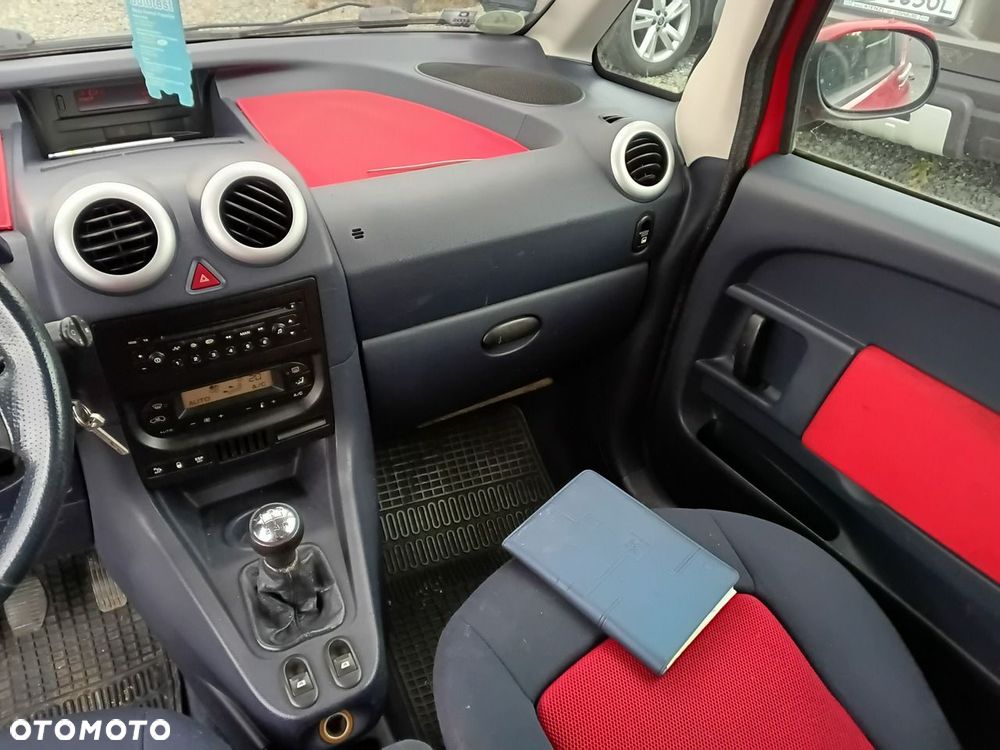Peugeot 1007 - 14