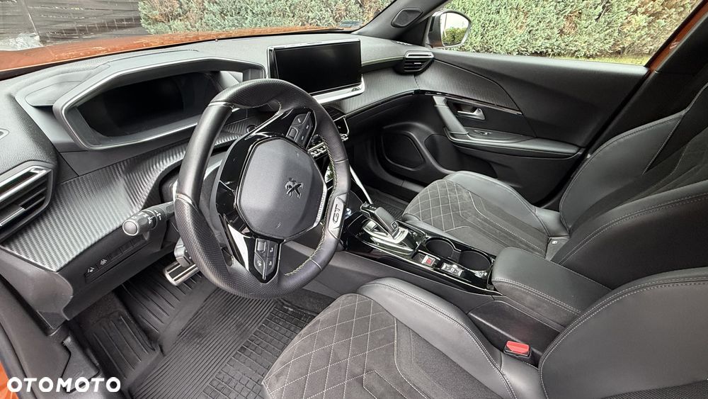 Peugeot 2008 1.2 PureTech GT S&S EAT8 - 15