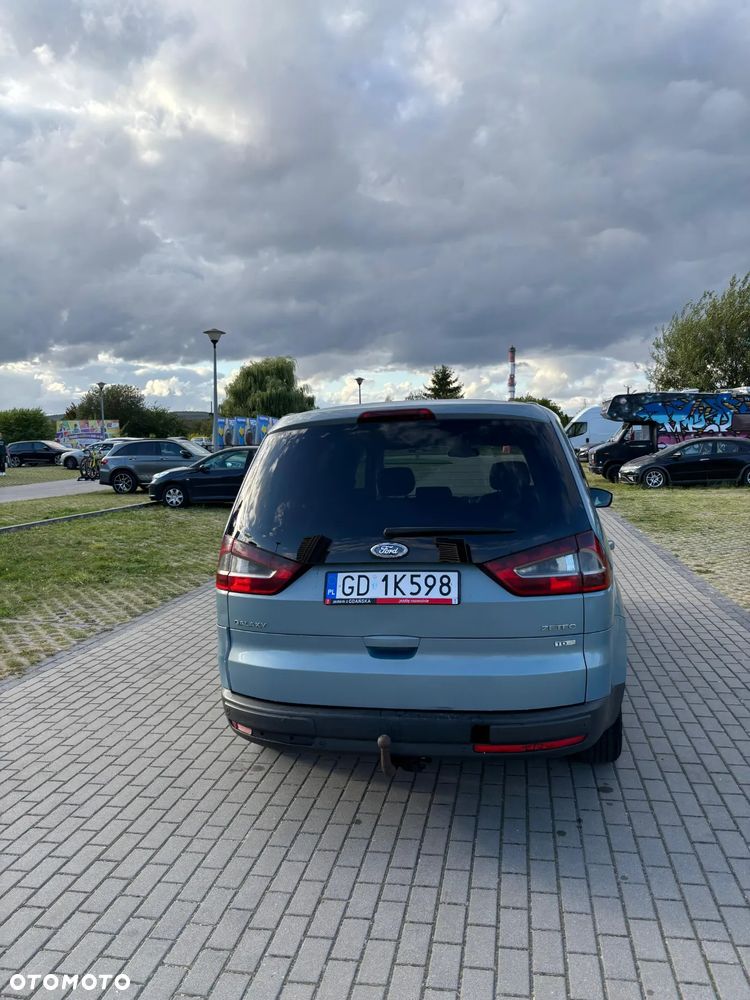 Ford Galaxy 2.0 TDCi Ghia - 4