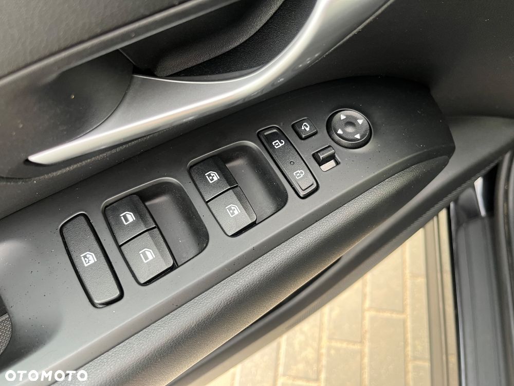 Hyundai Tucson 1.6 T-GDi HEV Executive 2WD - 11