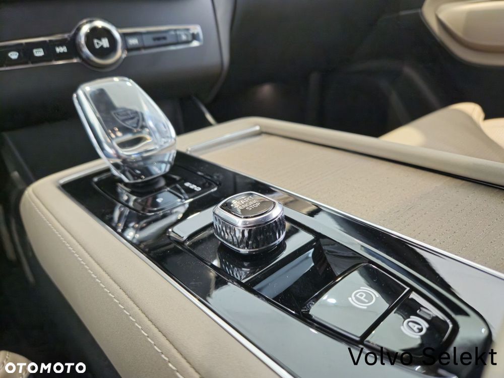 Volvo XC 90 - 26