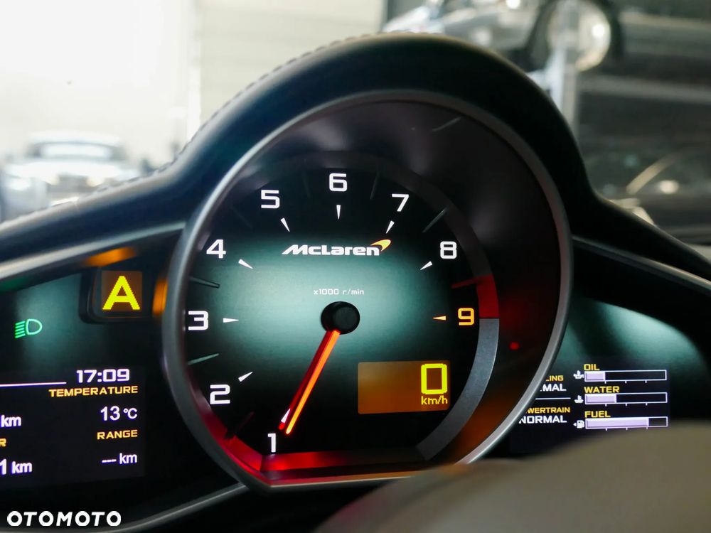 McLaren MP4-12C Coupe - 18