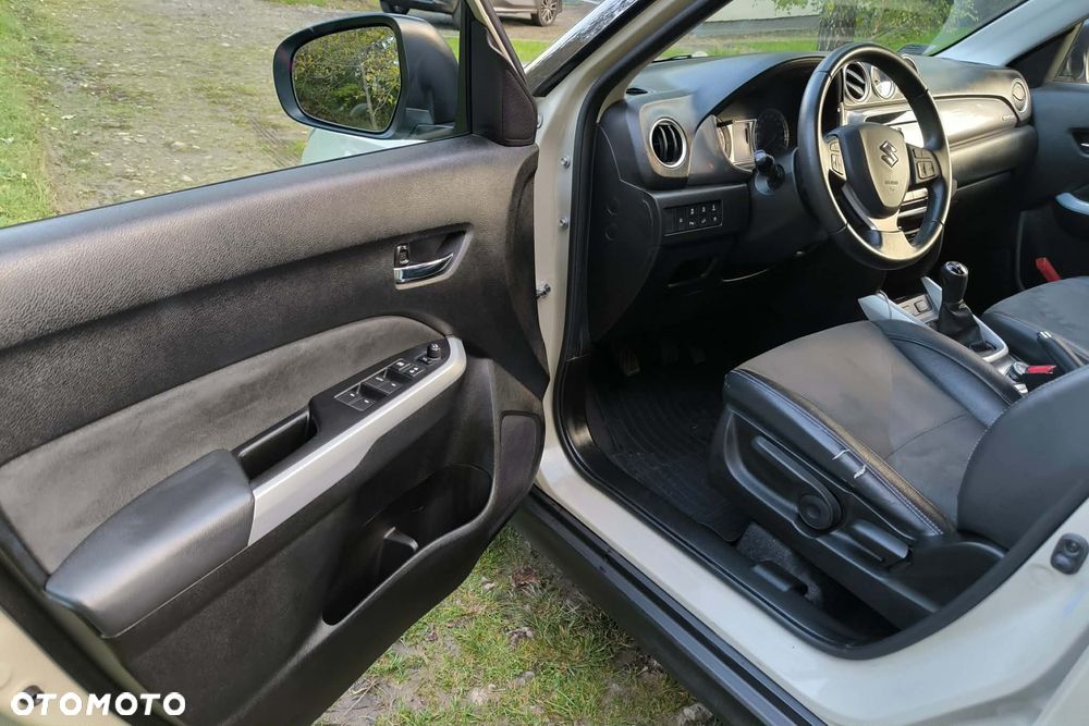 Suzuki Vitara 1.6 XLED 2WD - 4