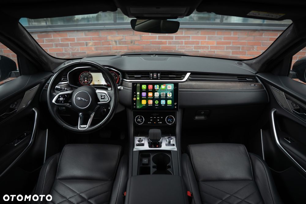 Jaguar F-Pace D200 AWD R-Dynamic HSE - 4