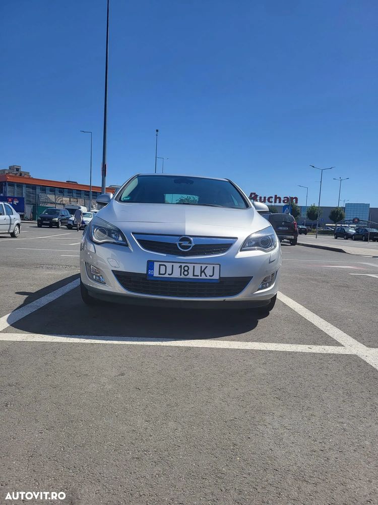 Opel Astra 1.6 Automatik Cosmo - 2