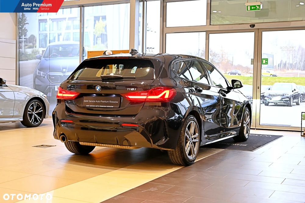 BMW Seria 1 118i - 18