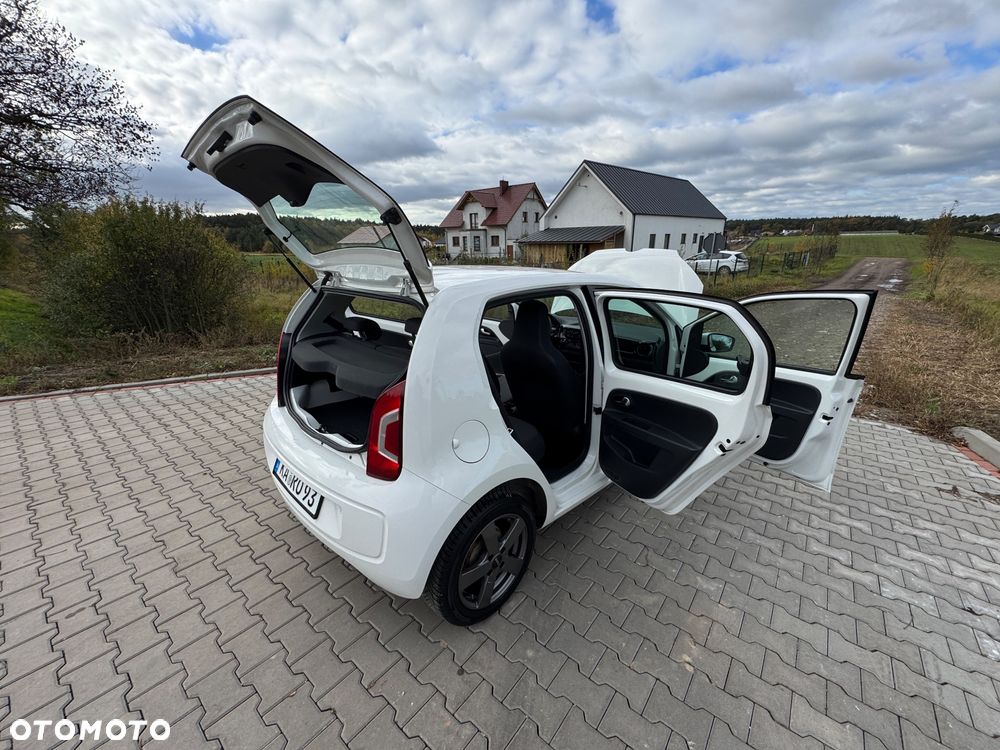 Volkswagen up! 1.0 high EU6 - 5