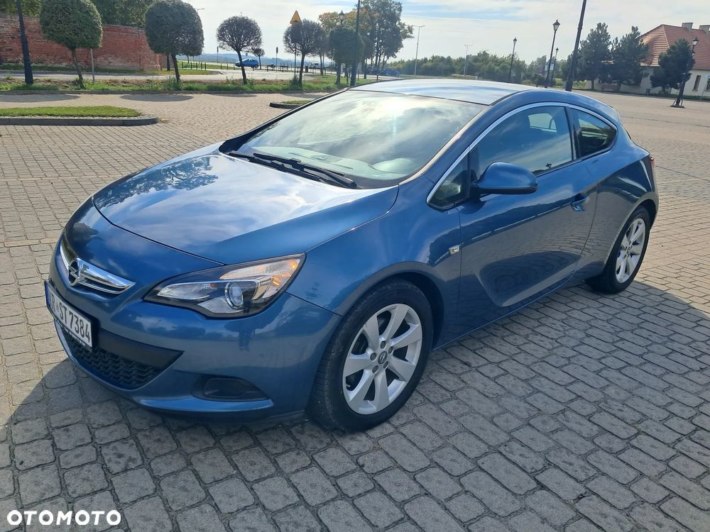 Opel Astra 2015 photo 2