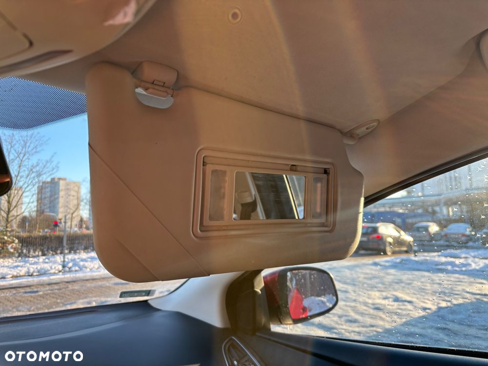 Ford Focus 1.6 EcoBoost Titanium - 23