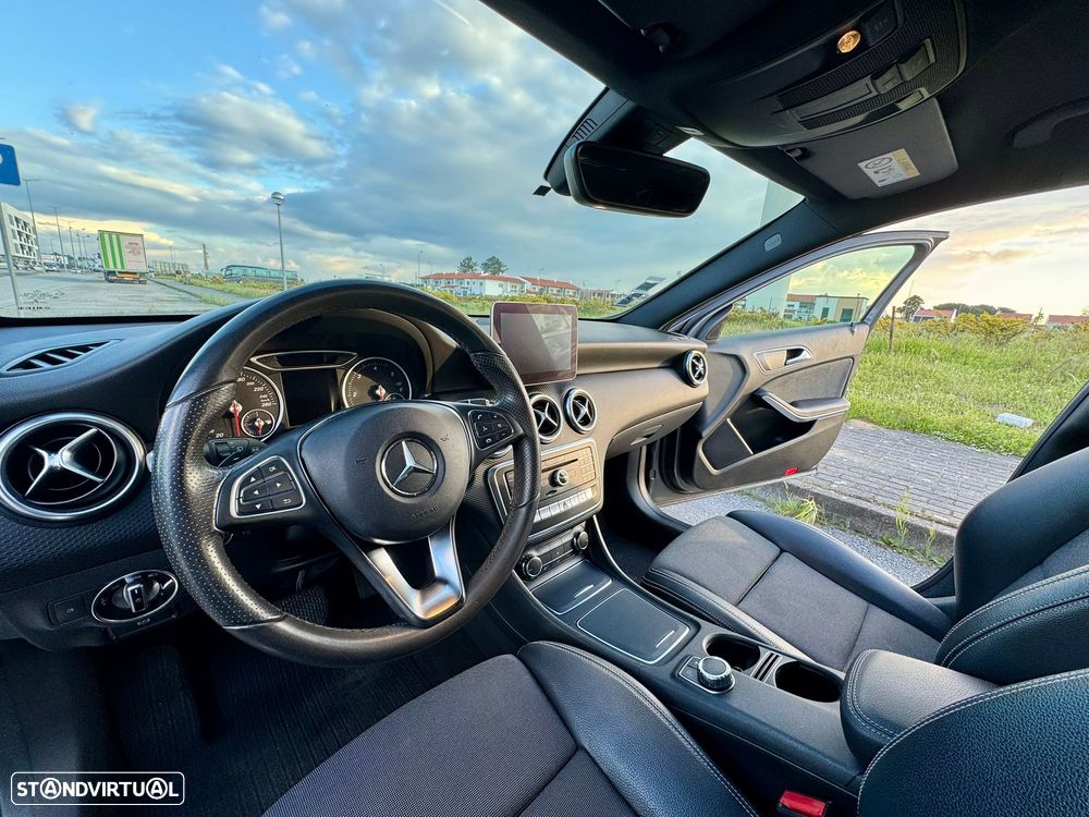 Mercedes-Benz A 180 d AMG Line Aut. - 14