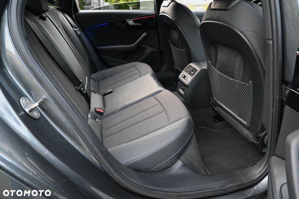 Audi A4 Limousine 35 TFSI S tronic S line - 26