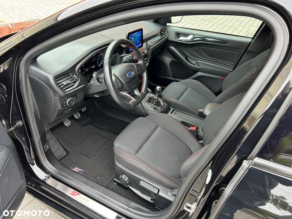 Ford Focus - 17