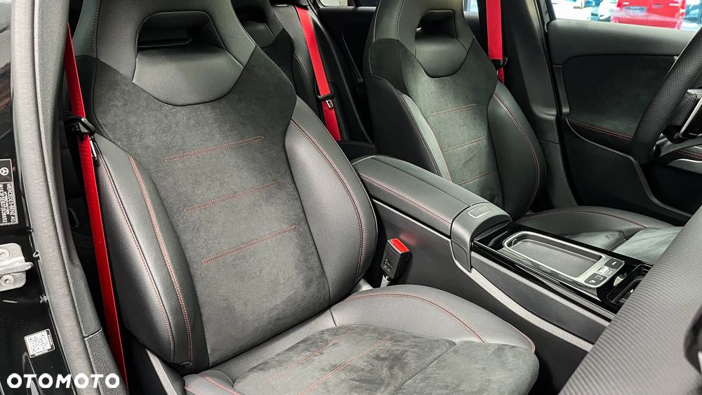 Mercedes-Benz Klasa A 45 S AMG 4-Matic 8G-DCT - 10