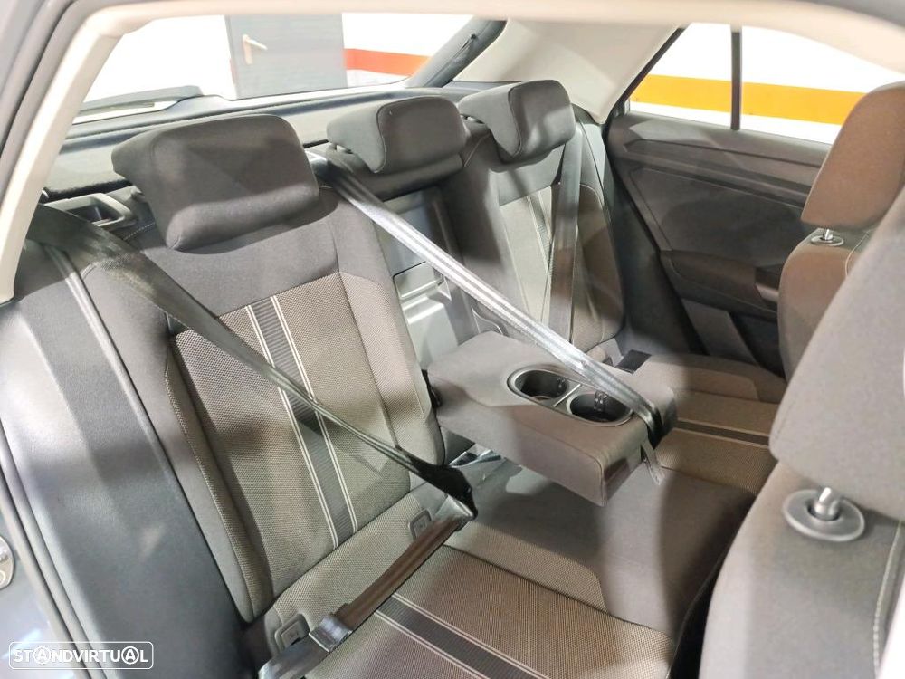 VW T-Roc 1.0 TSI Style - 8