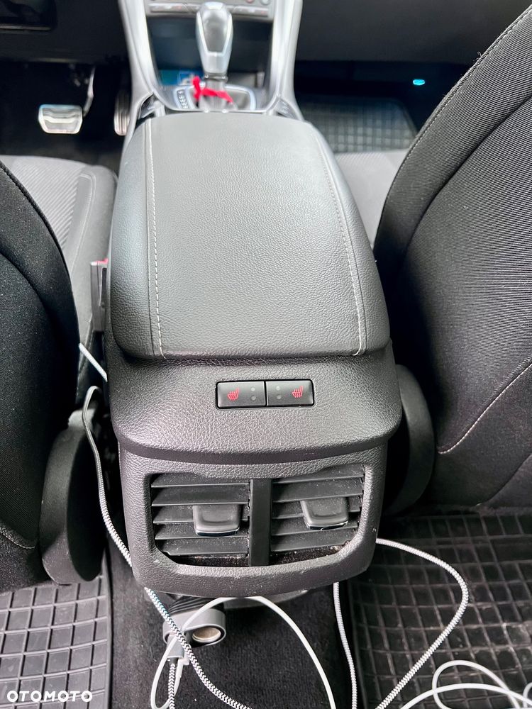 Ford Mondeo SW 2.0 TDCi S&S PowerShift-Aut Titanium - 21