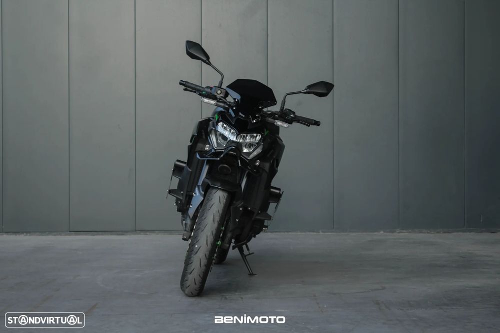 Kawasaki Z 900 - 8