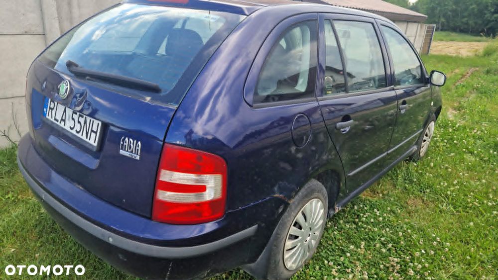 Skoda Fabia 1.4 16V Ambiente + - 3