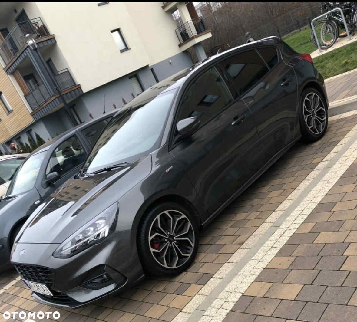 Ford Focus - 1