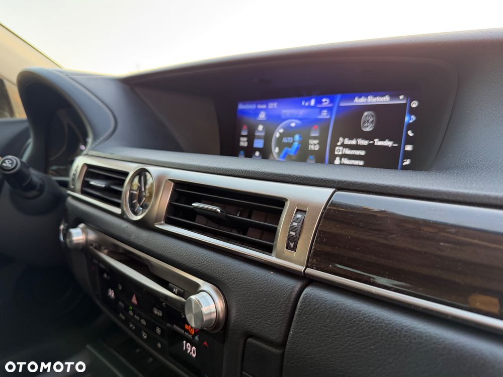 Lexus GS 200t / 300 Elegance - 11